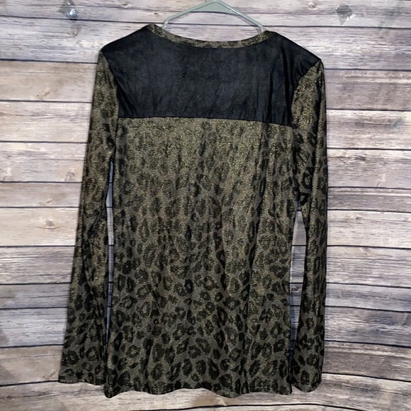 BKE Boutique leopard print top - Picture 5 of 5